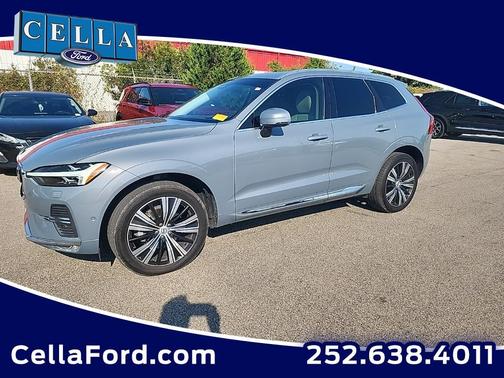 2022 Volvo XC60 B5 Inscription