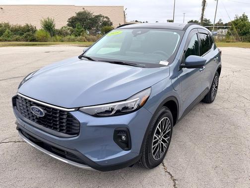 2025 Ford Escape PHEV