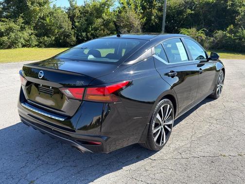 2020 Nissan Altima 2.5 SR