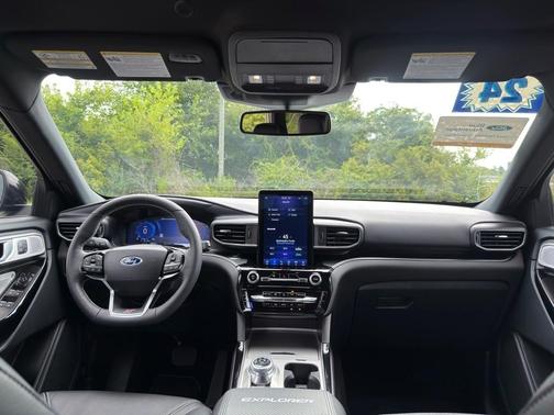 2024 Ford Explorer ST
