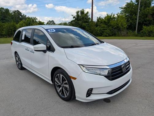 Platinum White Pearl 2024 Honda Odyssey Touring