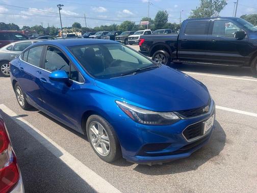 Kinetic Blue 2018 Chevrolet Cruze LT