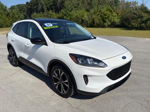 2021 Ford Escape SE