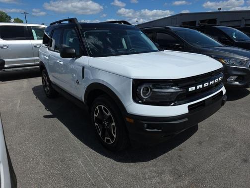 Oxford White 2024 Ford Bronco Sport Outer Banks