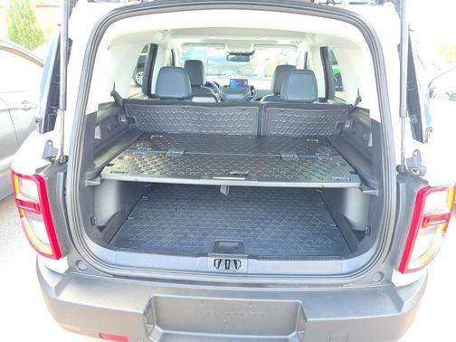Oxford White 2024 Ford Bronco Sport Outer Banks