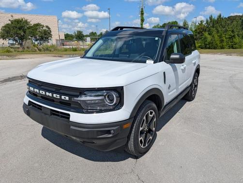 Oxford White 2024 Ford Bronco Sport Outer Banks