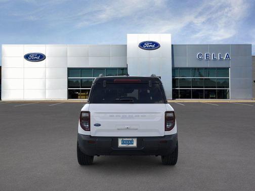Oxford White 2026 Ford Bronco Sport Outer Banks