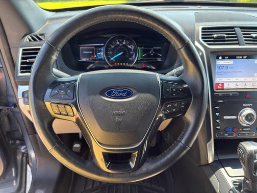 2019 Ford Explorer Limited