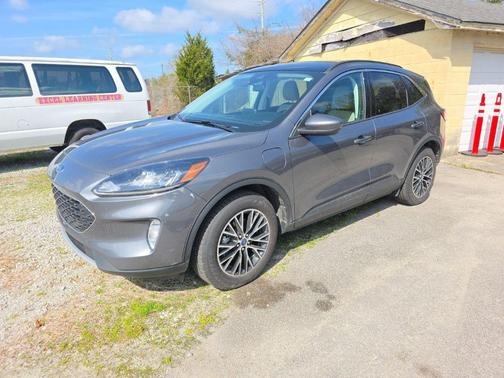 2022 Ford Escape PHEV SEL