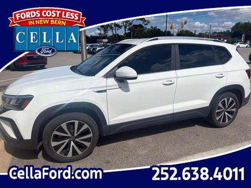 Pure White 2023 Volkswagen Taos 1.5T SE