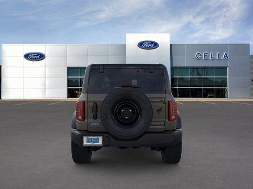 Gray 2026 Ford Bronco Outer Banks