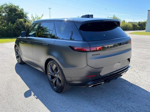 2024 Land Rover Range Rover Sport Dynamic SE