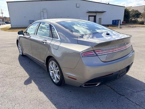 2016 Lincoln MKZ Base