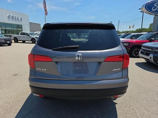 Modern Steel Metallic 2016 Honda Pilot LX