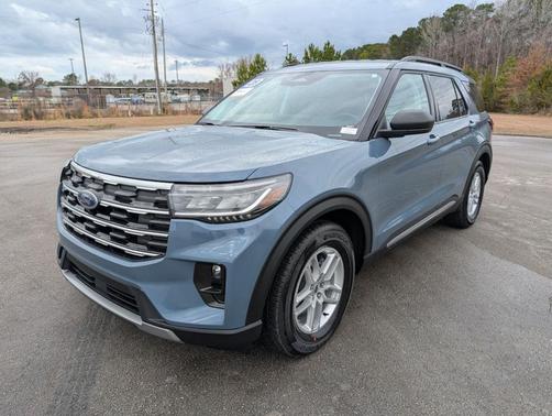 2025 Ford Explorer Active