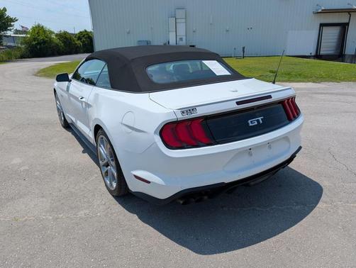 Oxford White 2021 Ford Mustang GT Premium