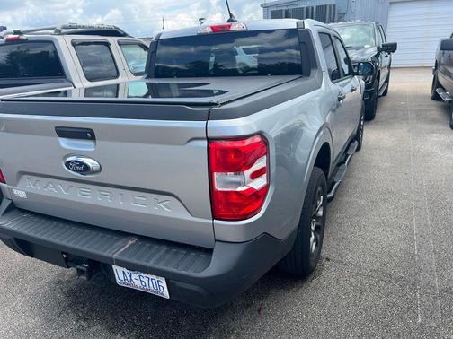 Iconic Silver Metallic 2024 Ford Maverick XLT