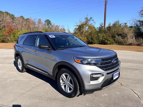 2024 Ford Explorer XLT