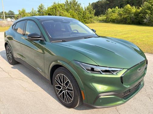 2025 Ford Mustang Mach-E Premium