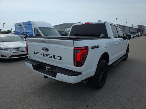 Oxford White 2025 Ford F-150 Lariat