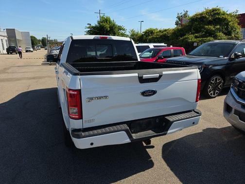 Oxford White 2017 Ford F-150 XLT