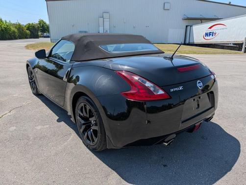 Magnetic Black Metallic 2019 Nissan 370Z Touring