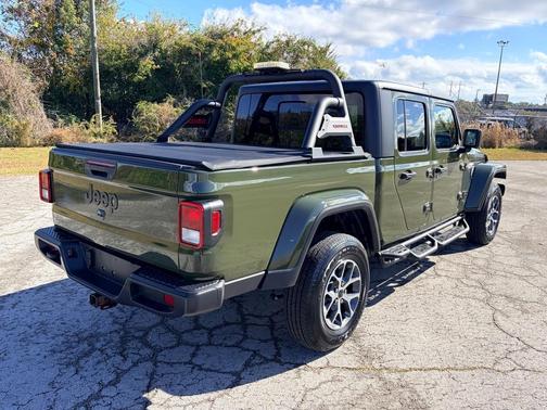 2024 Jeep Gladiator Sport