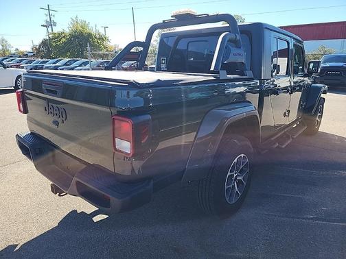 2024 Jeep Gladiator Sport
