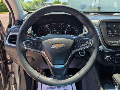 Sterling Gray Metallic 2024 Chevrolet Equinox LT