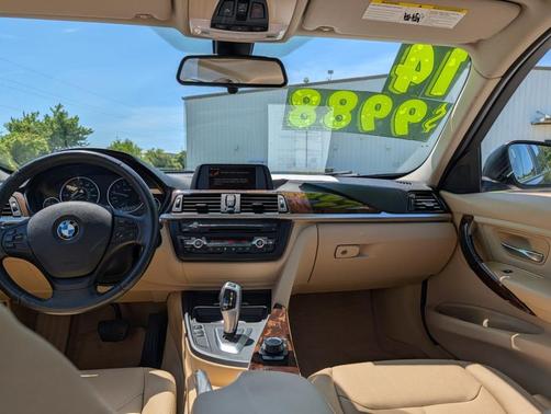 Imperial Blue Metallic 2014 BMW 320 i