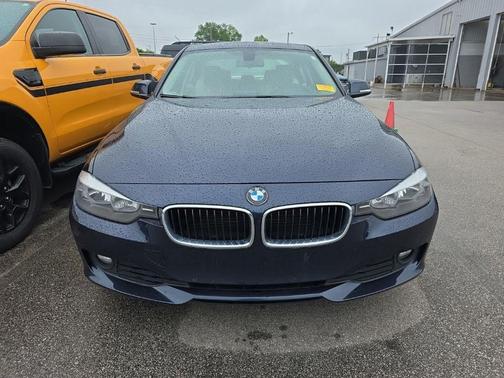 Imperial Blue Metallic 2014 BMW 320 i