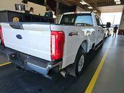 Oxford White 2024 Ford F-250 XLT