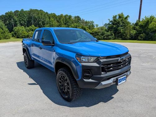Reef Blue Metallic 2026 Chevrolet Colorado Trail Boss