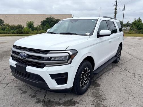 2024 Ford Expedition XLT