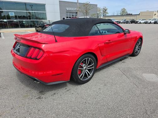 2017 Ford Mustang EcoBoost Premium