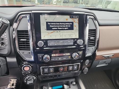 2021 Nissan Titan Platinum Reserve