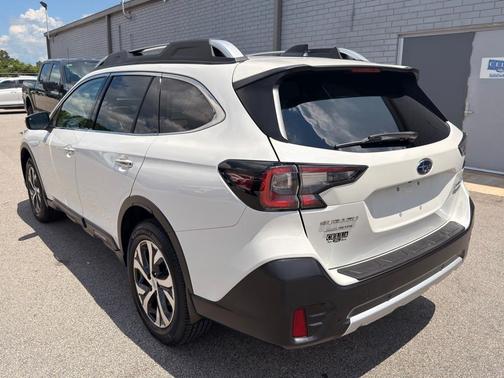 2021 Subaru Outback Touring XT