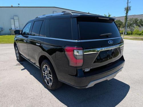 Agate Black Metallic 2021 Ford Expedition Limited