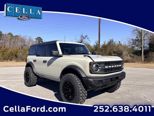 2025 Ford Bronco Base