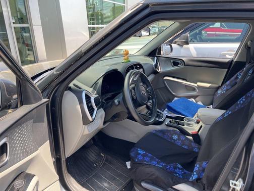 Gravity Gray 2020 Kia Soul LX