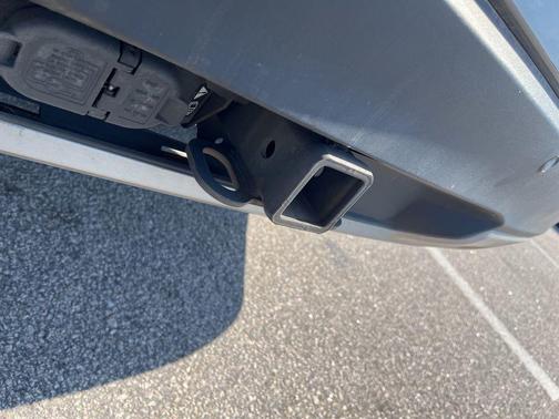Carbonized Gray Metallic 2022 Ford Explorer XLT