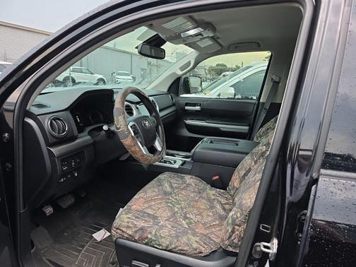 Midnight Black Metallic 2021 Toyota Tundra SR5
