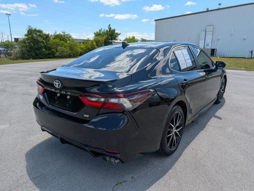 Midnight Black Metallic 2024 Toyota Camry SE