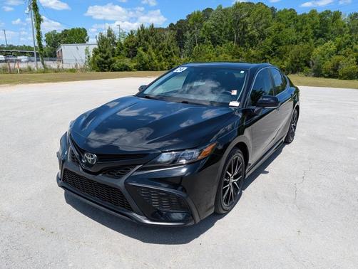 Midnight Black Metallic 2024 Toyota Camry SE