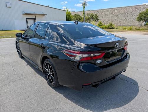 Midnight Black Metallic 2024 Toyota Camry SE