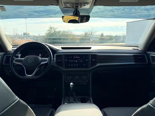 2021 Volkswagen Atlas 3.6L SE w/Technology