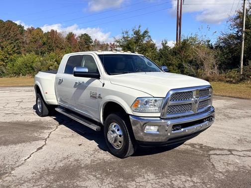 2016 RAM 3500 Laramie