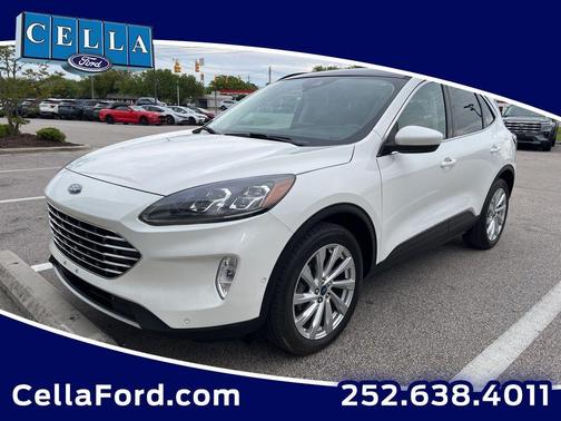 Star White 2022 Ford Escape Titanium