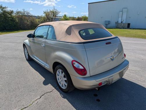 Linen Gold Metallic Pearlcoat / Black Cloth Top 2006 Chrysler PT Cruiser Touring
