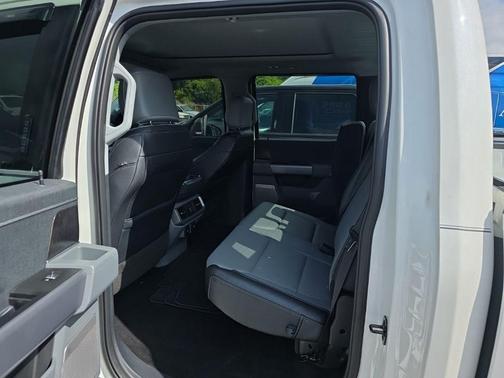 Star White 2023 Ford F-150 Lariat